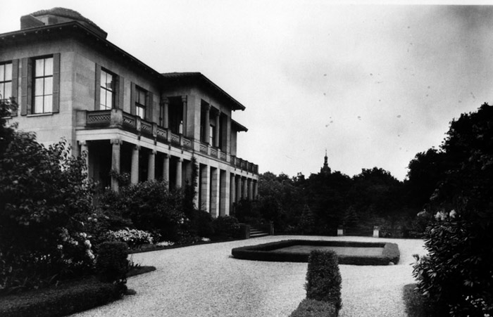 The Butter Dish, home of Arnold van den Bergh