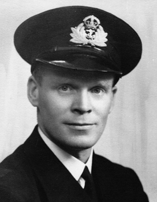 Sub Lt John Carson RNVR (1943)