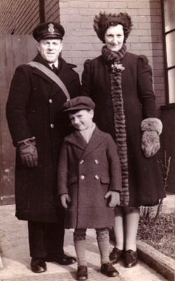 Norma Brown and family 1940