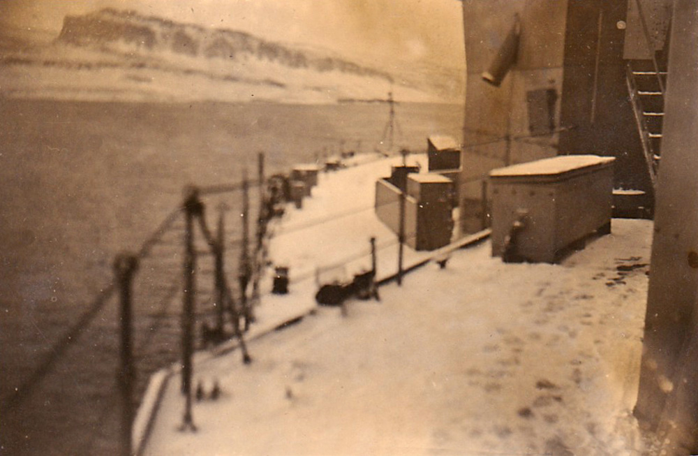 Hecla iced up at Havelfjord 1941