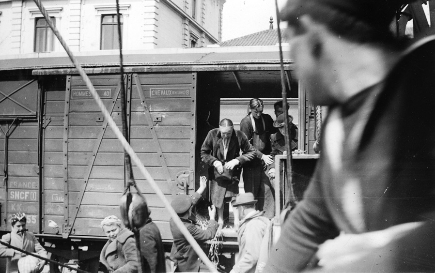 Refugees at Calais, 21 May 1940