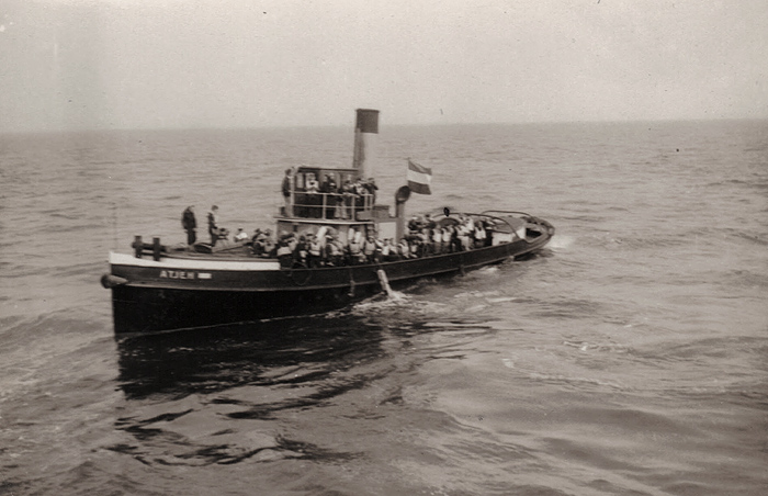 Dutch tug Atjeh